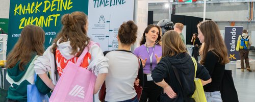 Impressionen_Maturierenden-Messe Bern
