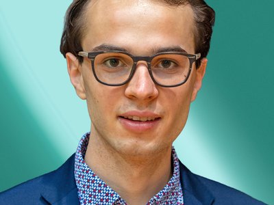 {{ member.member.firstname }} {{ member.member.surname }}