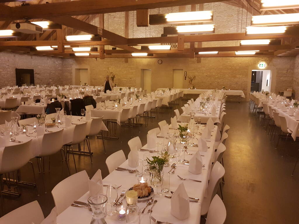 restaurant_www.loewenscheune.ch.jpg